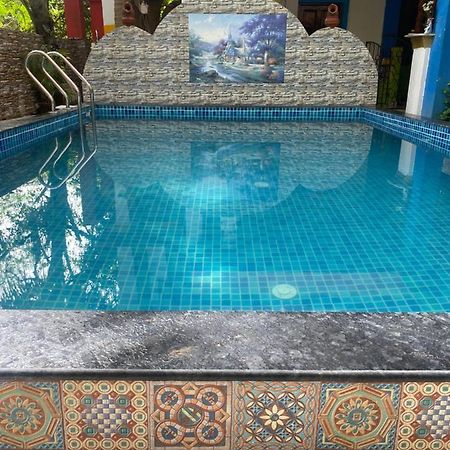 Calangute Beach Side Hotel エクステリア 写真