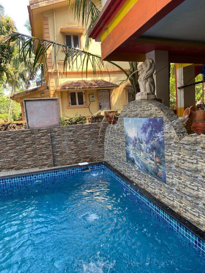 Calangute Beach Side Hotel エクステリア 写真